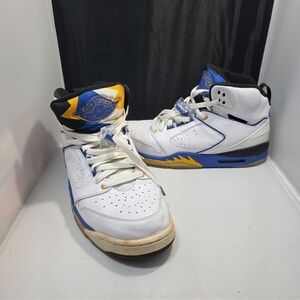 Nike Air Jordan Sixty Plus Laney Mens 10.5 White Blue Yellow 2009 Retro
